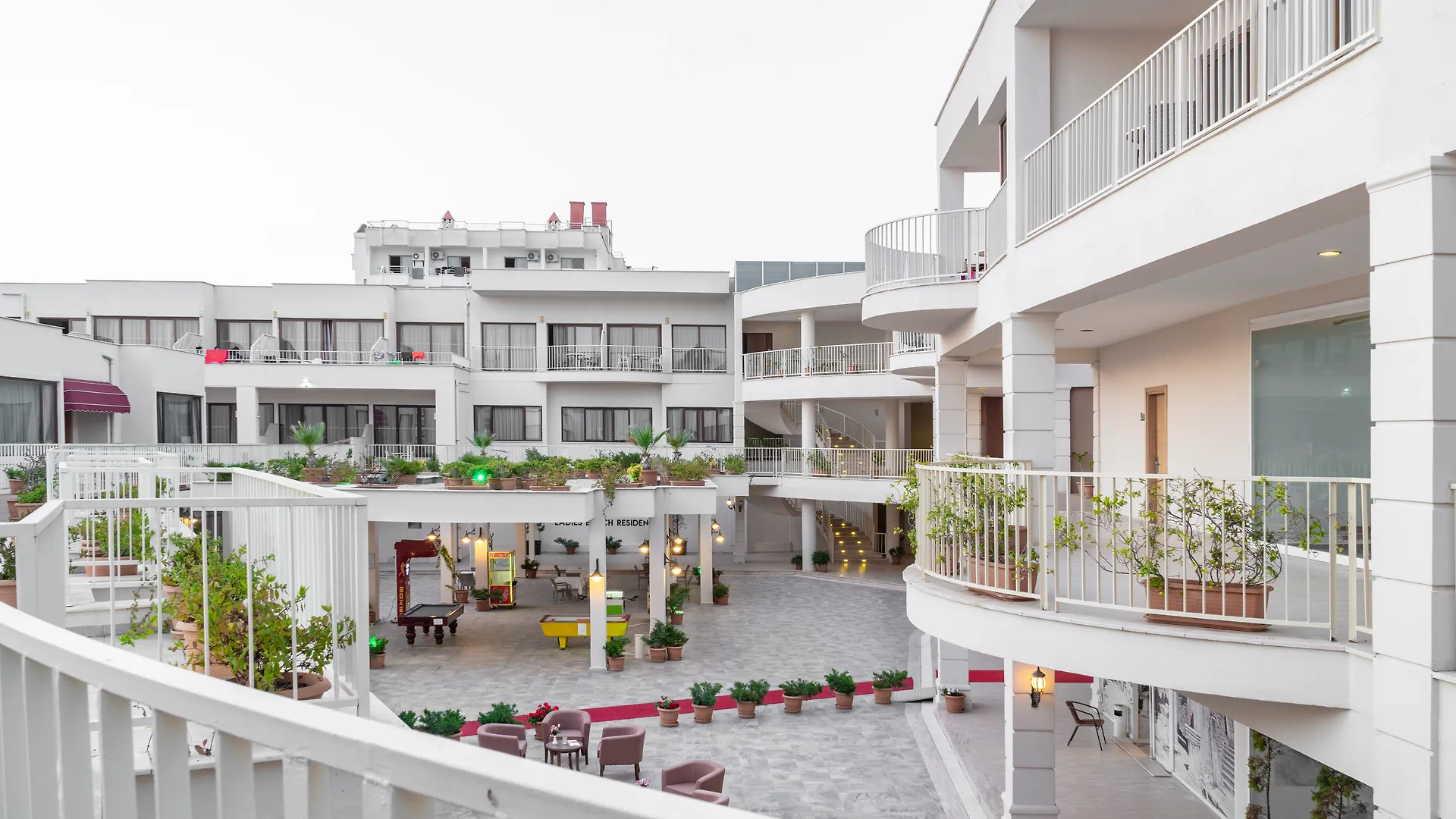 Ladies Beach Suite Hotel (Adults Only) Kusadası